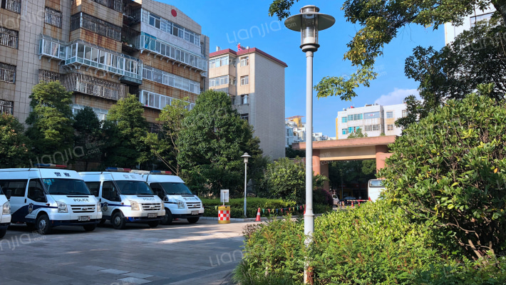 秀苑路162号外景图