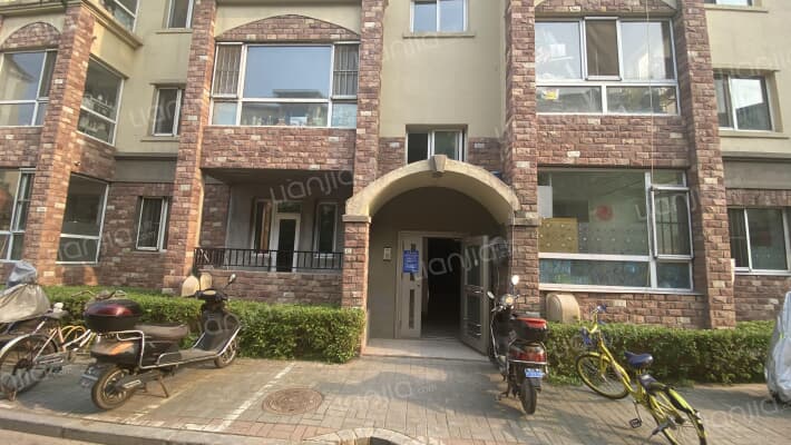 康城春天里外景图