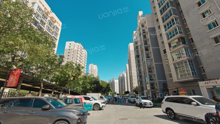 彩虹城B区外景图