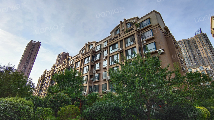 宏发国际名城外景图