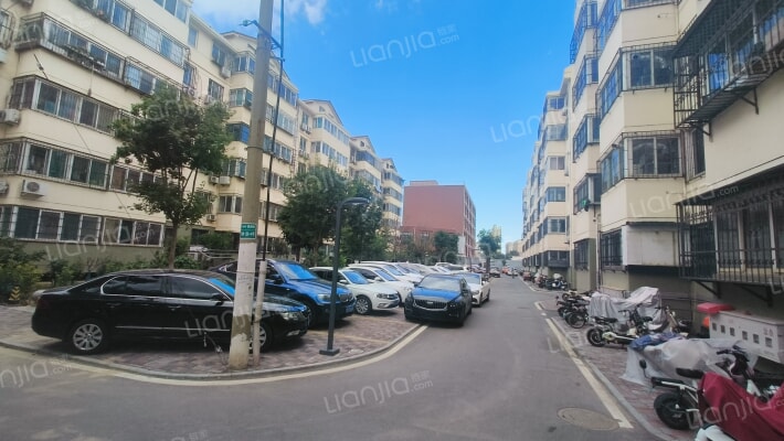 玉铁苑小区外景图