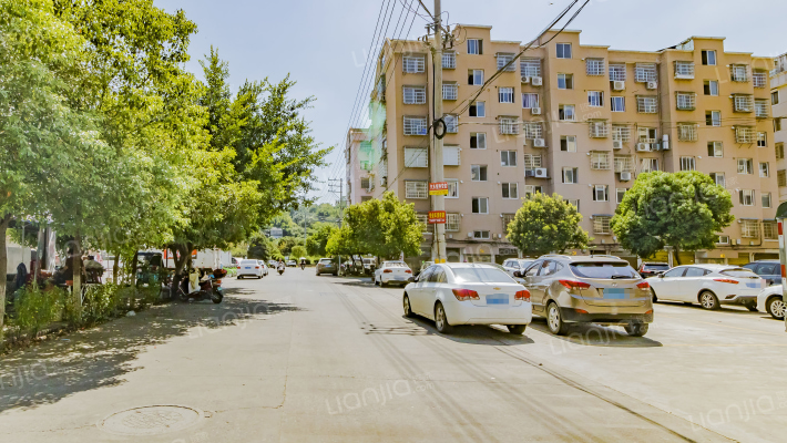 城东小区六区外景图