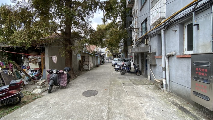 医校小巷6号外景图