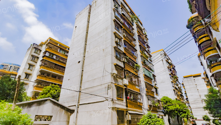 筆架新村外景图