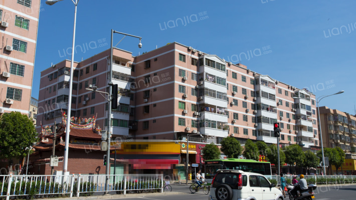 建发环中楼外景图