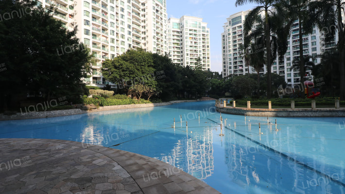 祈福新村天湖居外景图