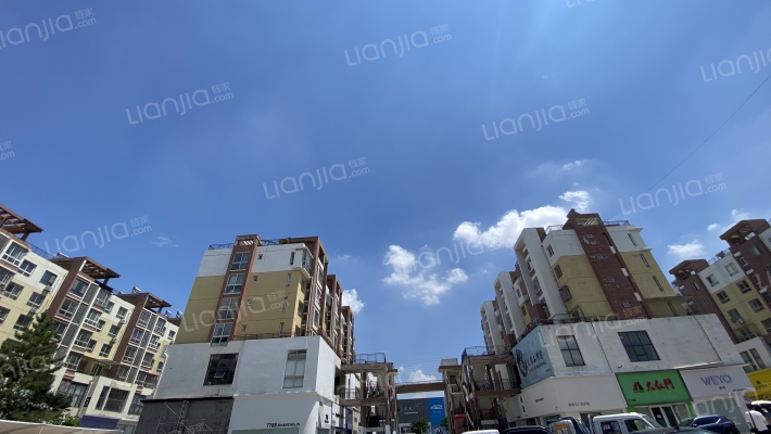 曼谷阳光外景图