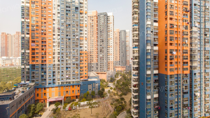 世茂锦绣长江四期外景图