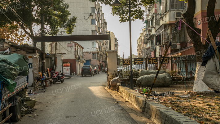 冠云花园外景图