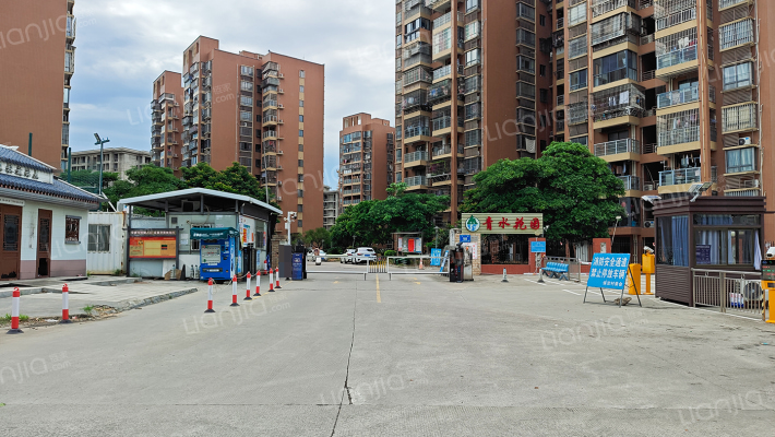 青水花园外景图