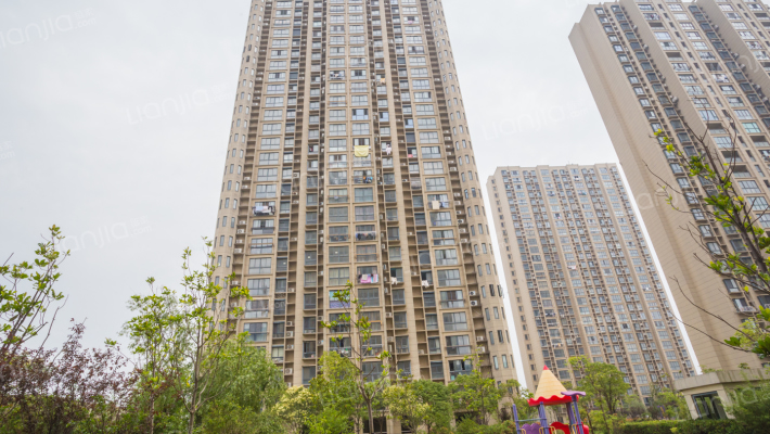 港城豪庭外景图