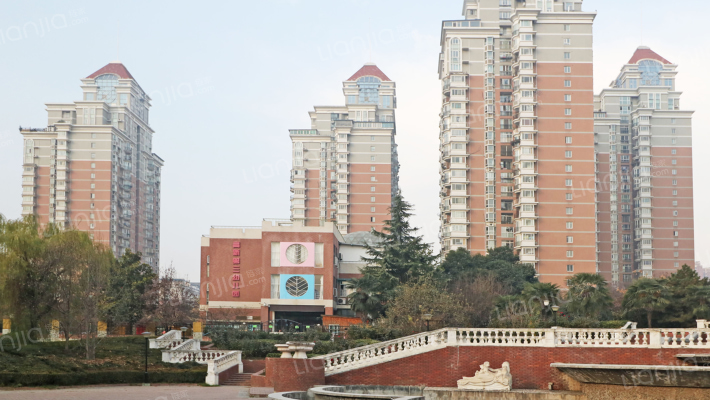 西安高新枫叶新都市房价怎么样高新枫叶新都市房源户型图小区车位交通