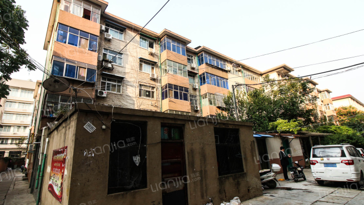 县建行家属院外景图