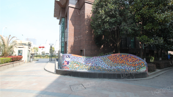 港城华府外景图