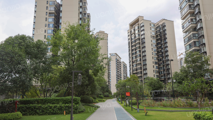 彰泰·凤岭江湾外景图