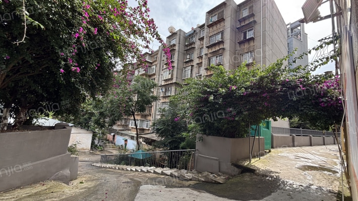 云南省建筑材料科学设计研究院外景图