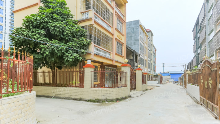 银信花园外景图