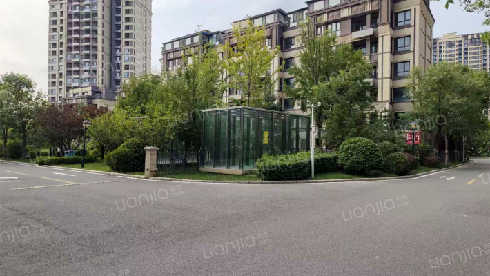 大运河孔雀城英国宫五期外景图