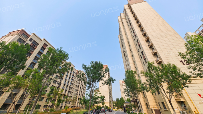 山水泉城玺城外景图