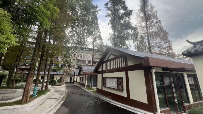 工商局宿舍外景图