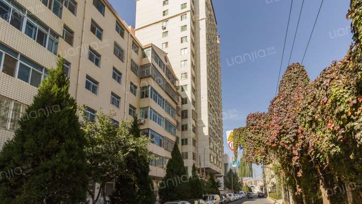 华亮大厦外景图