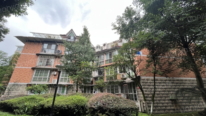 滨江花园外景图