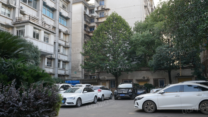 中国银行宿舍外景图