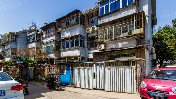 积翠新村外景图