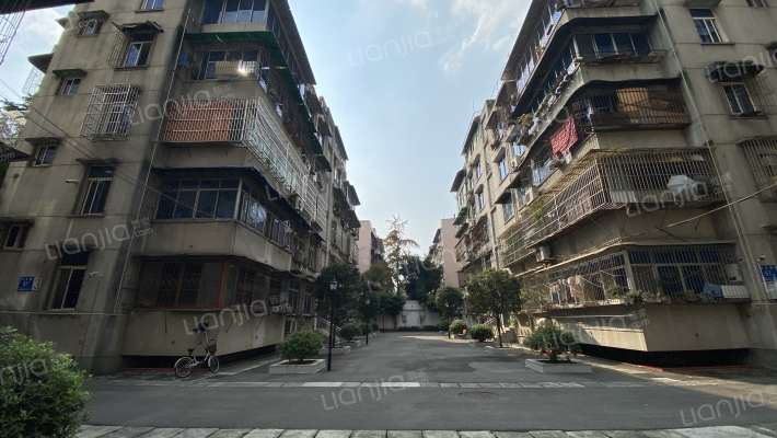 毕生路57号外景图