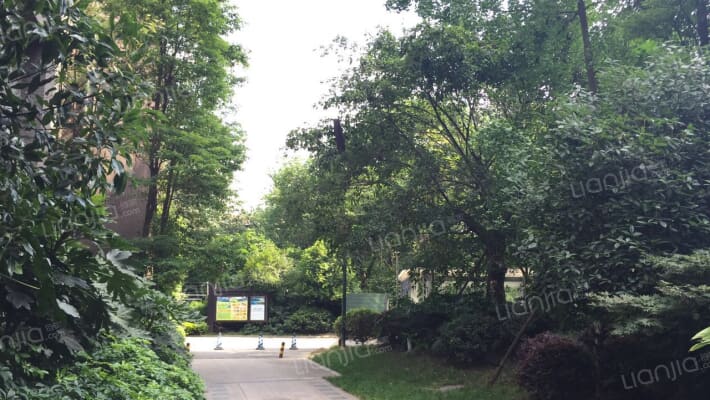 和信融锦云湾外景图