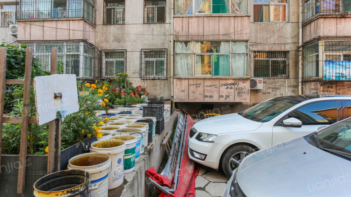 学府街359号院外景图