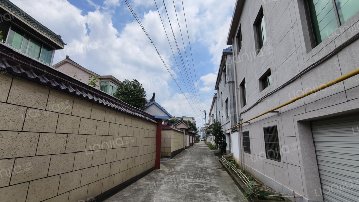 惠灵花园外景图