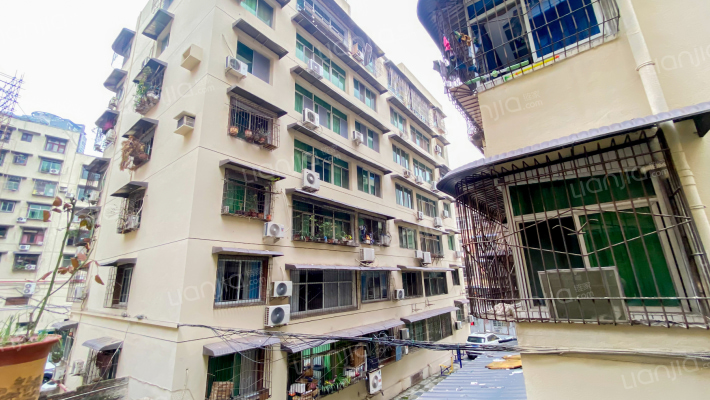 名豪街204号外景图