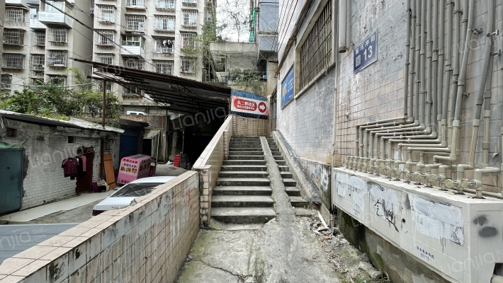 海马冲街13号外景图