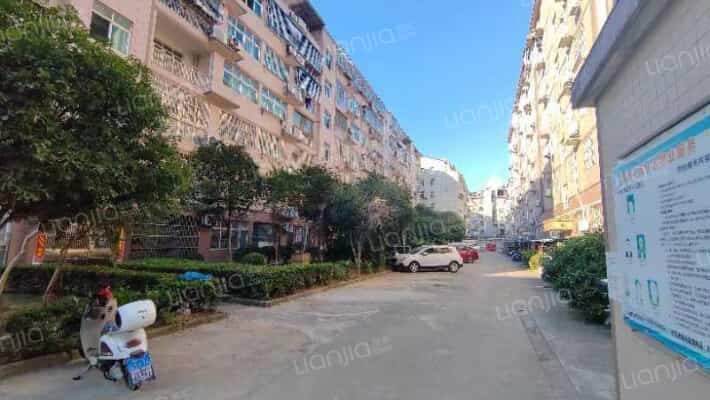 逸景花苑外景图