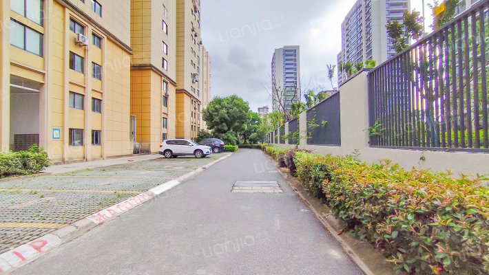 景湾银座外景图