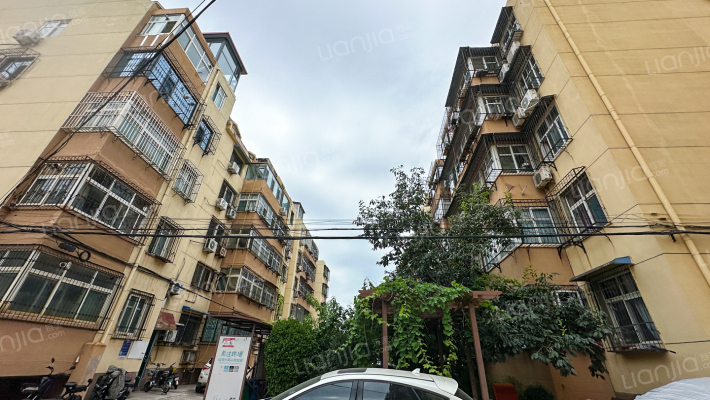 朝阳路十六号院小区外景图