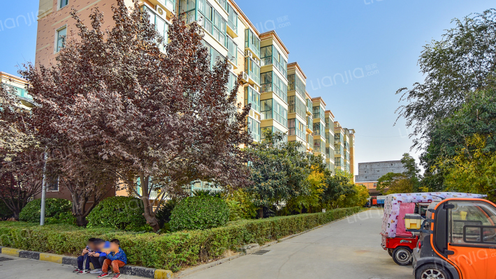 睿智花园外景图