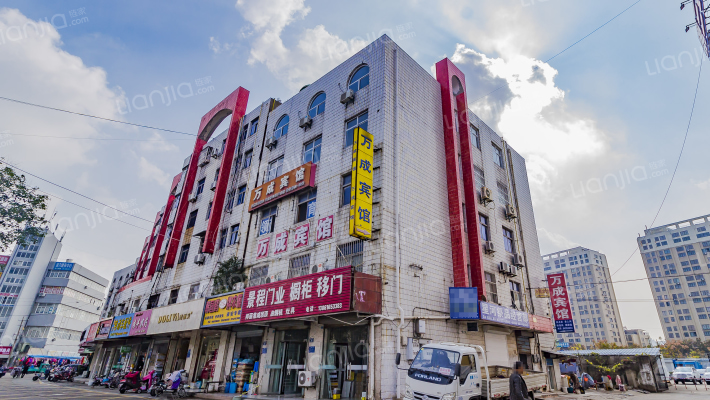 星河大厦外景图