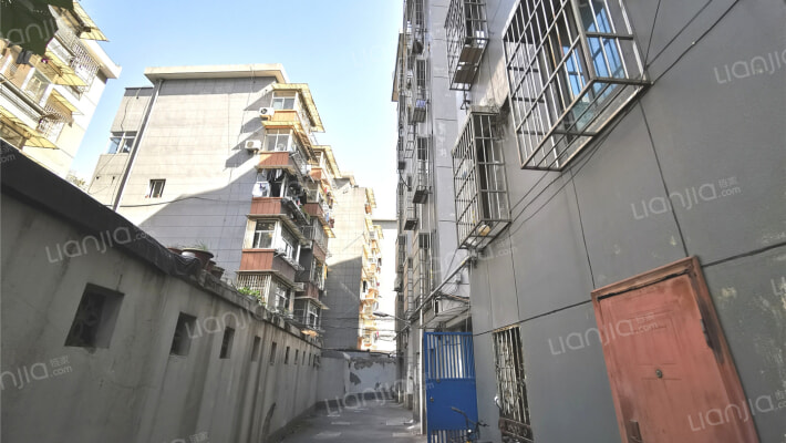 龙王塘路90号外景图