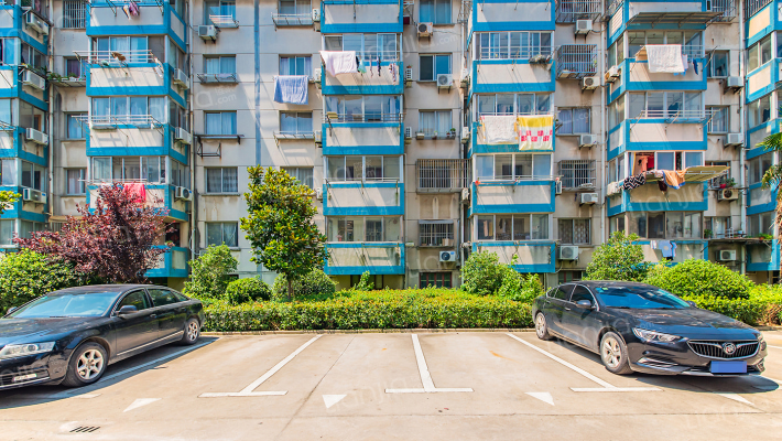 宾东教工楼外景图