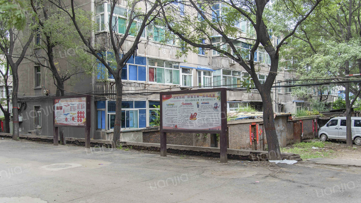 水泥厂80小区外景图