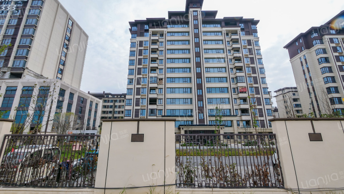 华邦观湖别院外景图