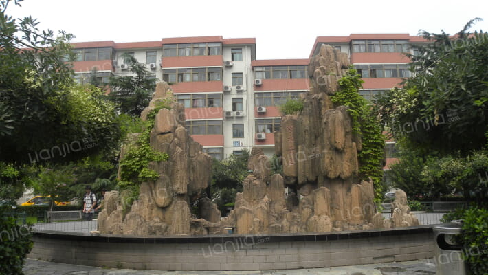 阜成路95号院外景图