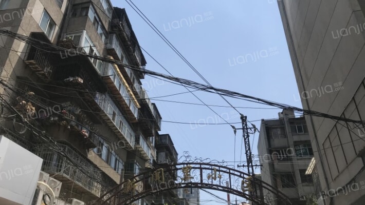 新闻里小区外景图