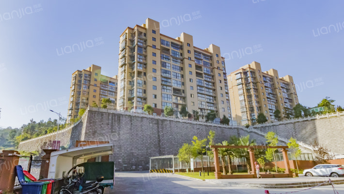 新府公馆外景图