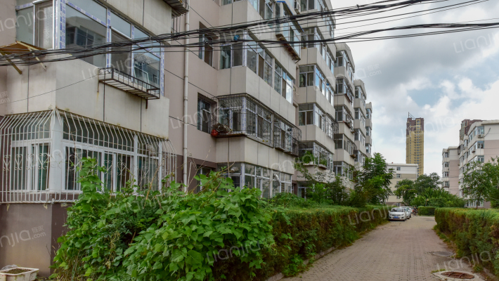 汇丰苑小区外景图