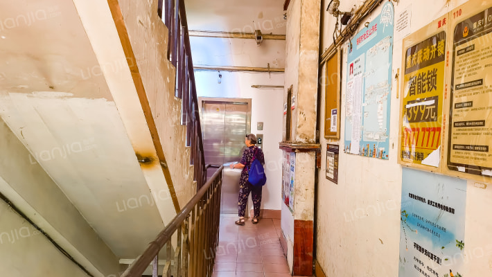 嘉利莱小区外景图