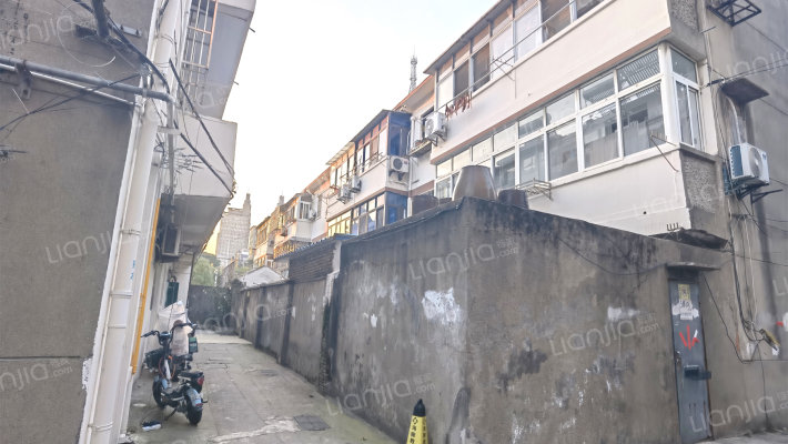 红卫三村外景图