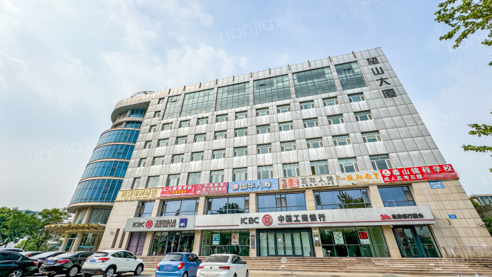 望山大厦外景图